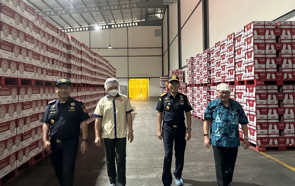 Mall Baru vs Tradisi Parcel Lebaran: Siapa yang Akan Menang di Cilacap?